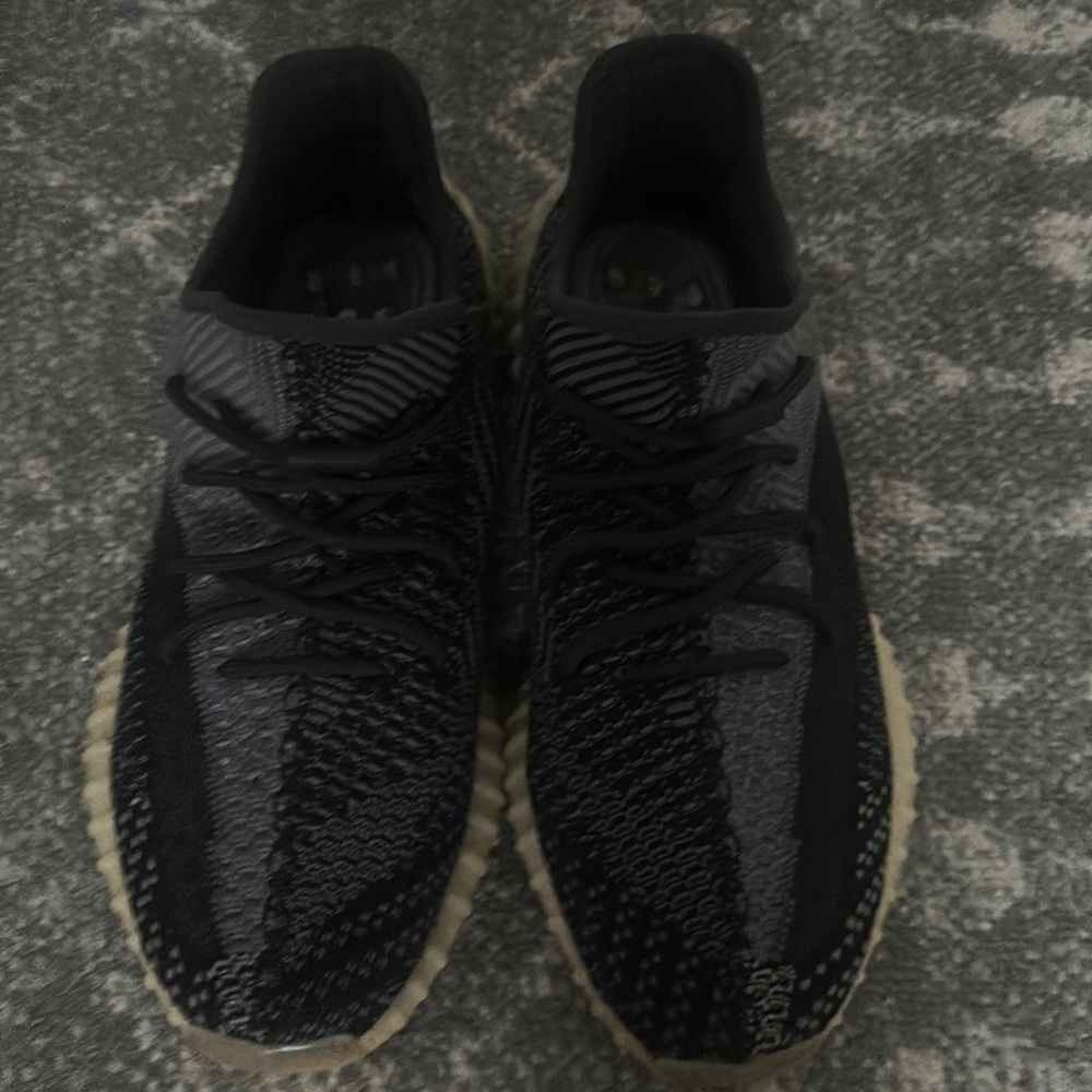 Yeezy 350 boost carbon size 12